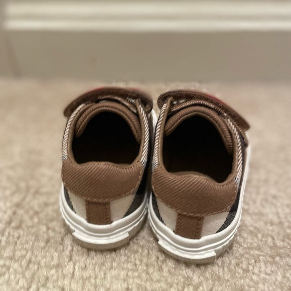 Burberry Baby Shoes - Picture 3 of 6